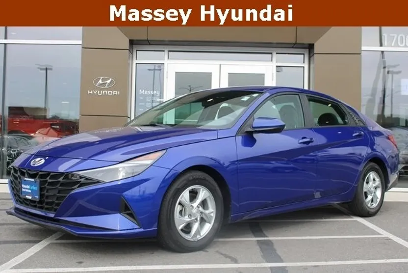 2022 Hyundai Elantra SE photo 1