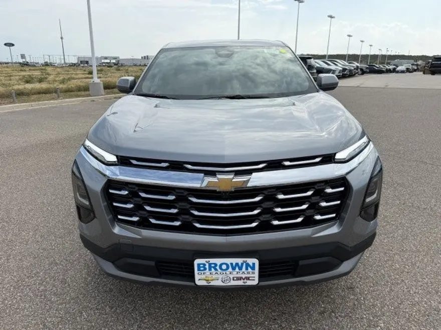 2026 Chevrolet Equinox LT photo 1