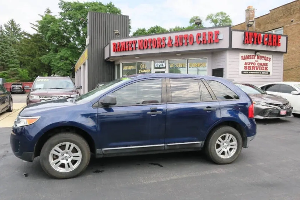 2011 Ford Edge SE photo 1