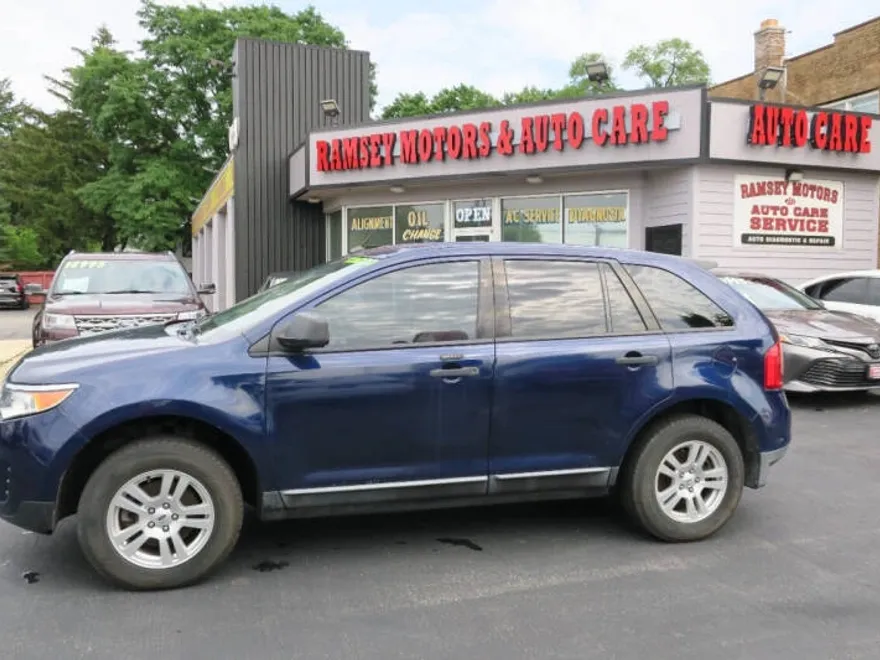 2011 Ford Edge SE photo 1