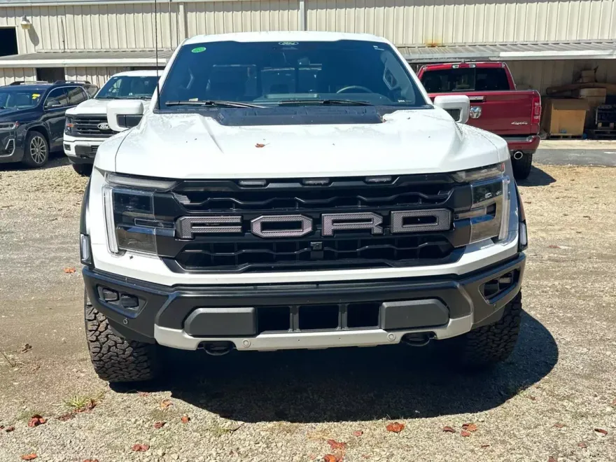 2024 Ford F-150 Raptor photo 1