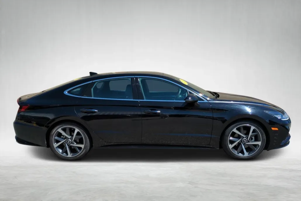 2023 Hyundai Sonata SEL Plus photo 1