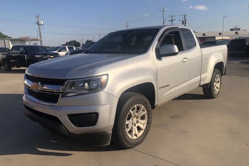 2016 Chevrolet Colorado LT photo 1