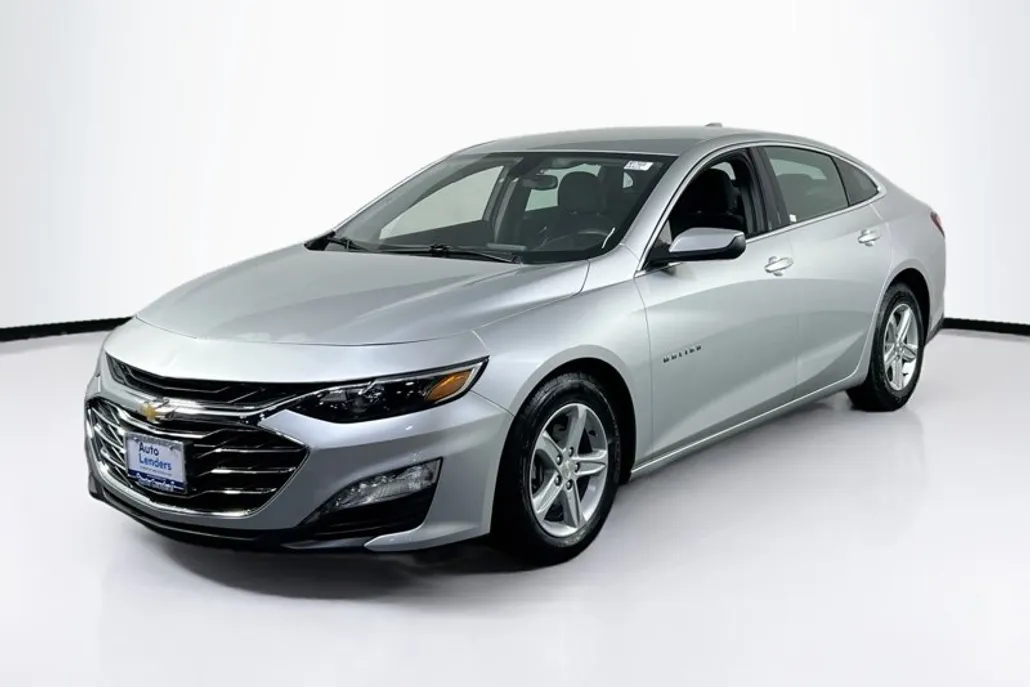 2022 Chevrolet Malibu 1LT photo 1