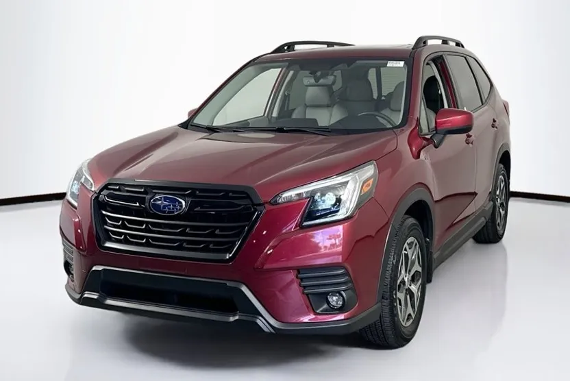 2024 Subaru Forester Premium Base photo 1