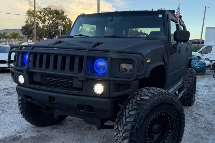 2005 Hummer H2 3/4 Ton photo 1