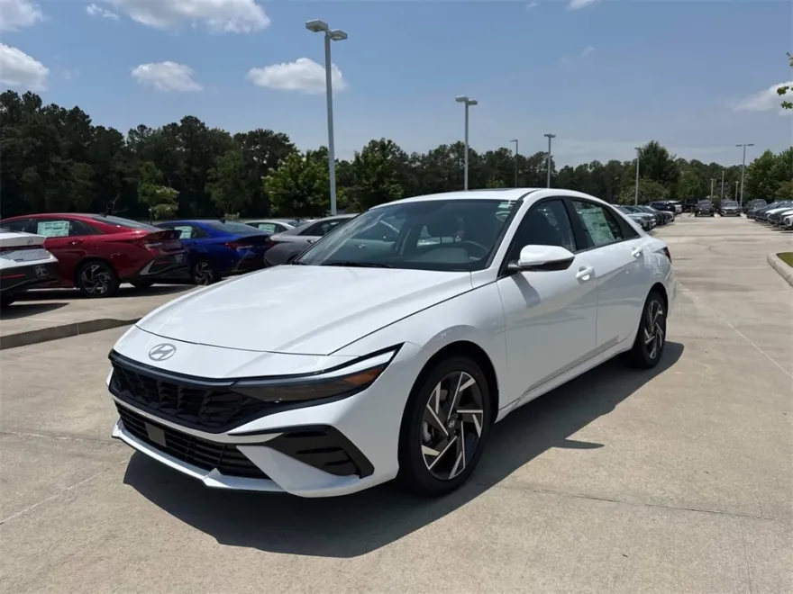 2025 Hyundai Elantra Hybrid Limited photo 1