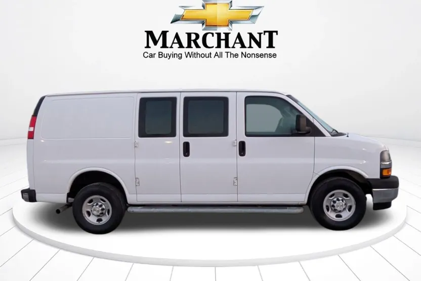 2023 Chevrolet Express Cargo 2500 photo 1