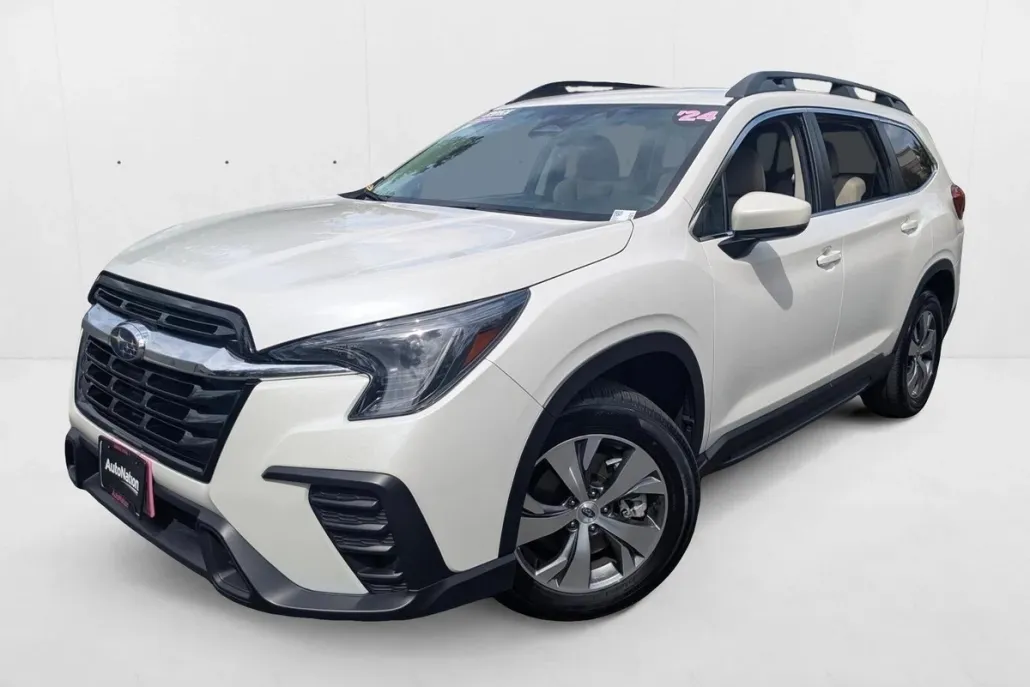 2024 Subaru Ascent Premium photo 1