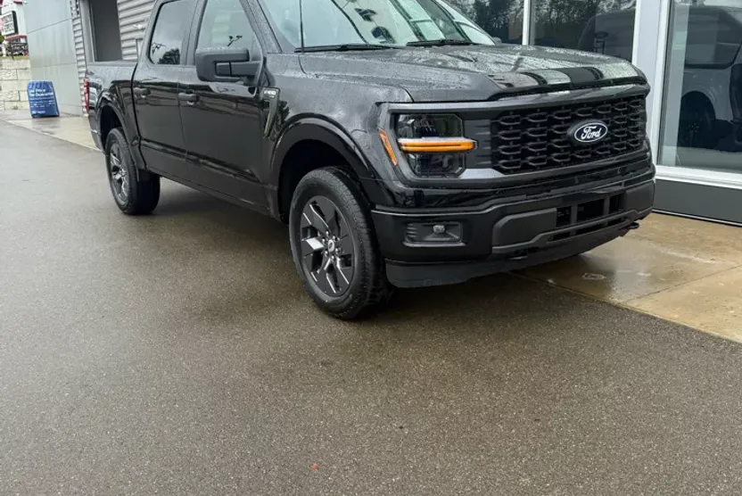 2025 Ford F-150 STX photo 1