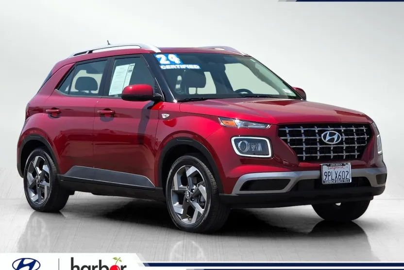 2024 Hyundai Venue Limited photo 1