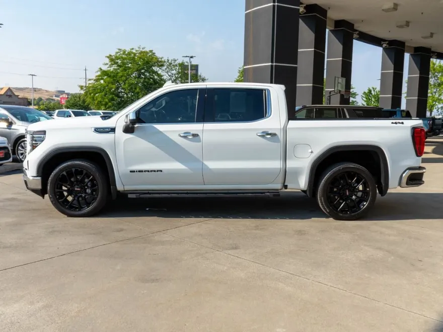 2022 Gmc Sierra 1500 SLT photo 1