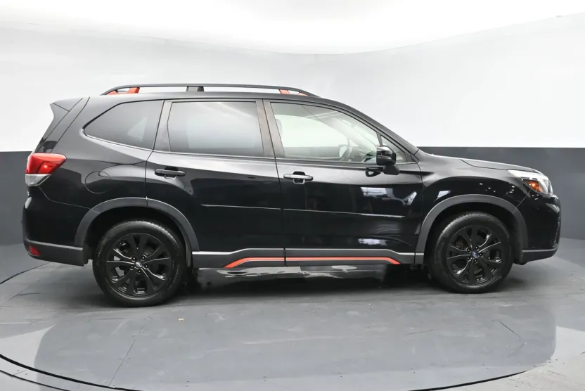 2020 Subaru Forester Sport photo 1