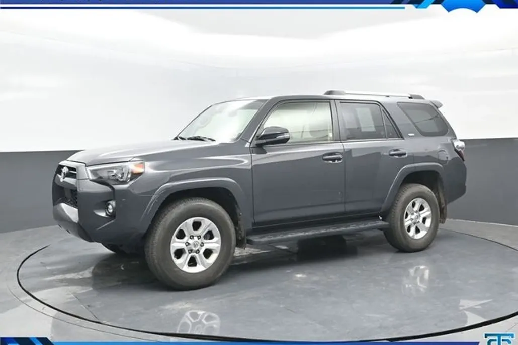 2024 Toyota 4Runner SR5 Premium photo 1