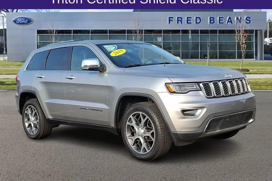 2019 Jeep Grand Cherokee Limited photo 1