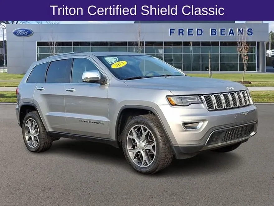 2019 Jeep Grand Cherokee Limited photo 1