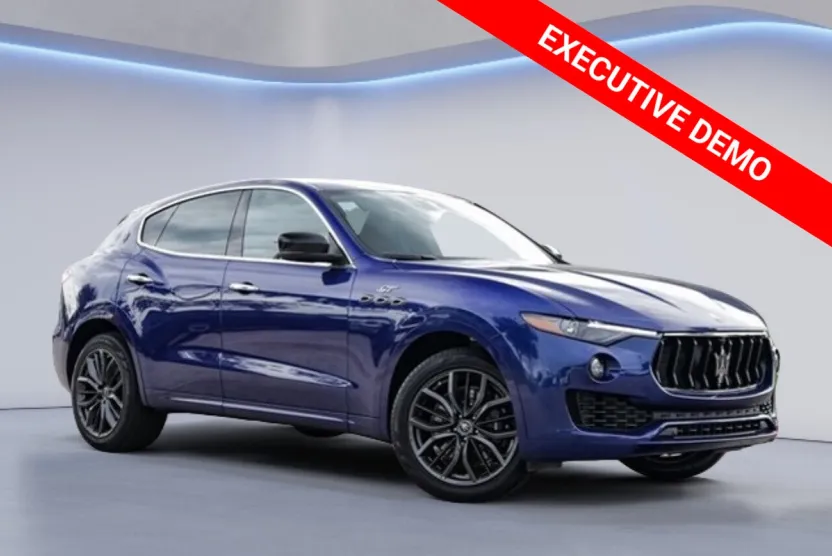 2024 Maserati Levante GT photo 1