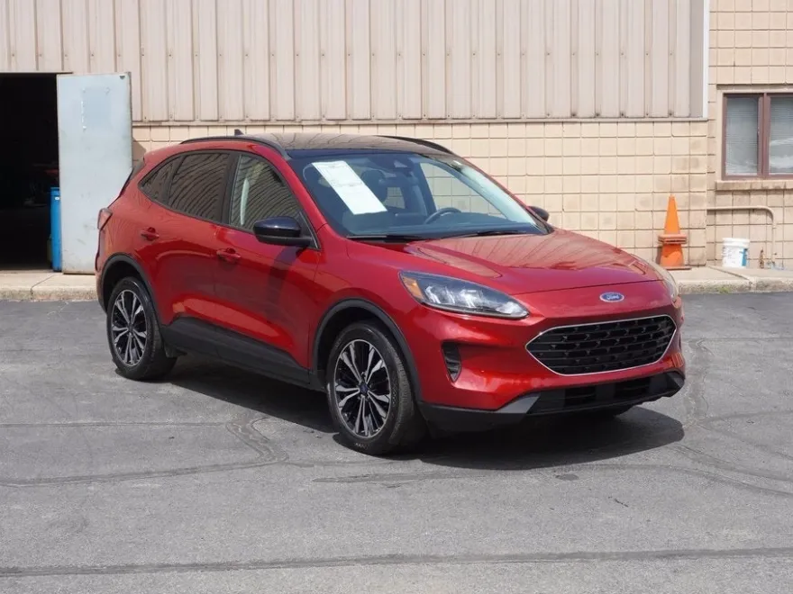 2022 Ford Escape SE photo 1