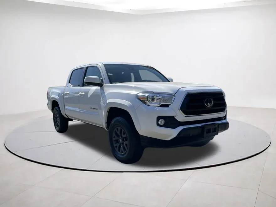 2023 Toyota Tacoma SR5 V6 4x4 photo 1