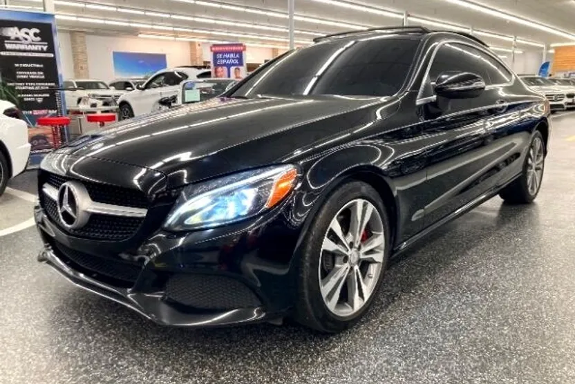 2017 Mercedes Benz C 300 4MATIC Coupe photo 1
