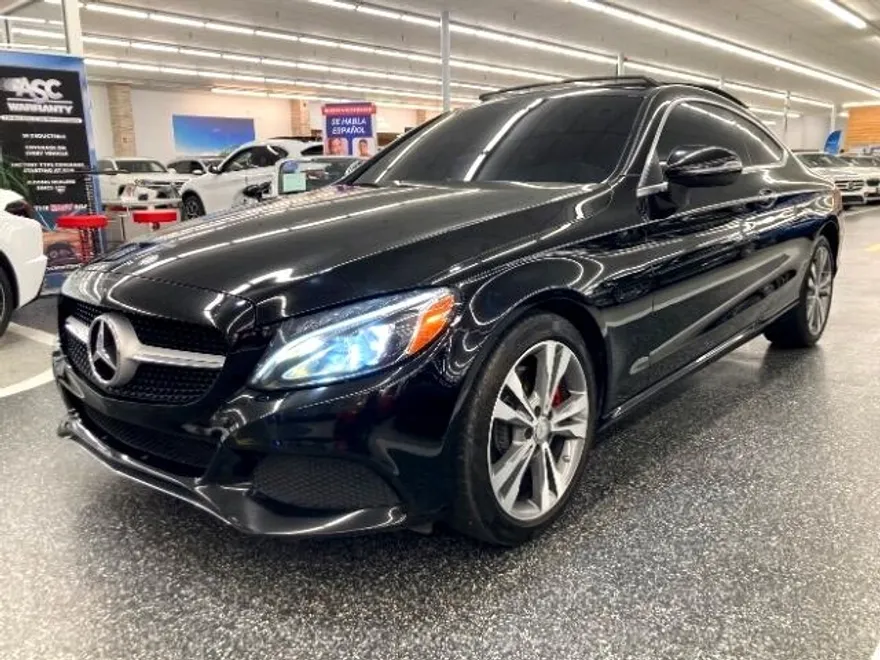 2017 Mercedes Benz C 300 4MATIC Coupe photo 1