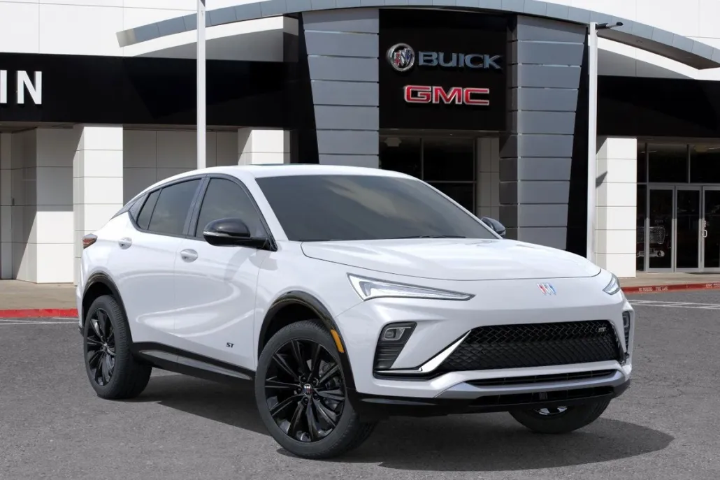 2025 Buick Envista ST photo 1