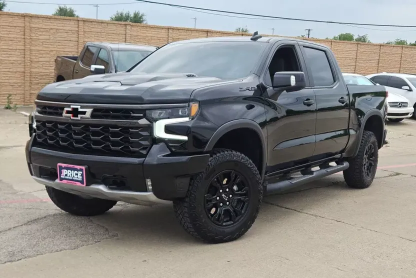 2023 Chevrolet Silverado 1500 ZR2 photo 1