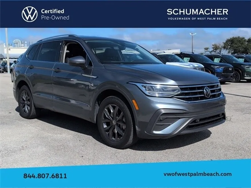2023 Volkswagen Tiguan SE photo 1
