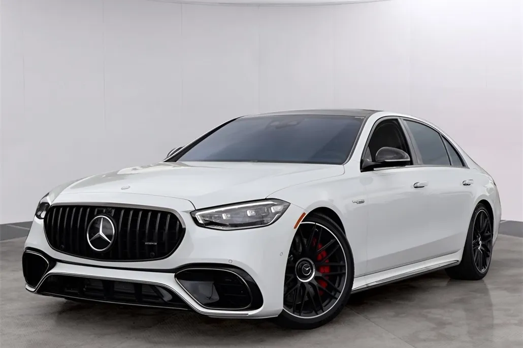 2025 Mercedes Benz S 63 e photo 1