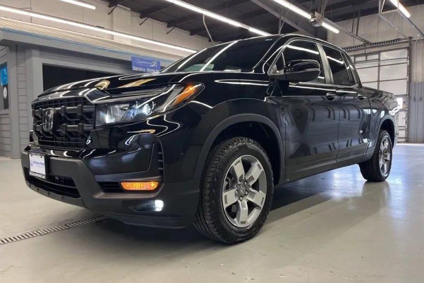 2025 Honda Ridgeline RTL photo 1