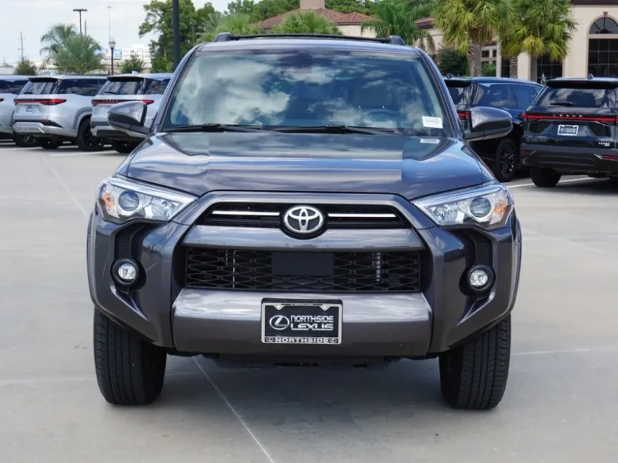 2023 Toyota 4Runner SR5 photo 1
