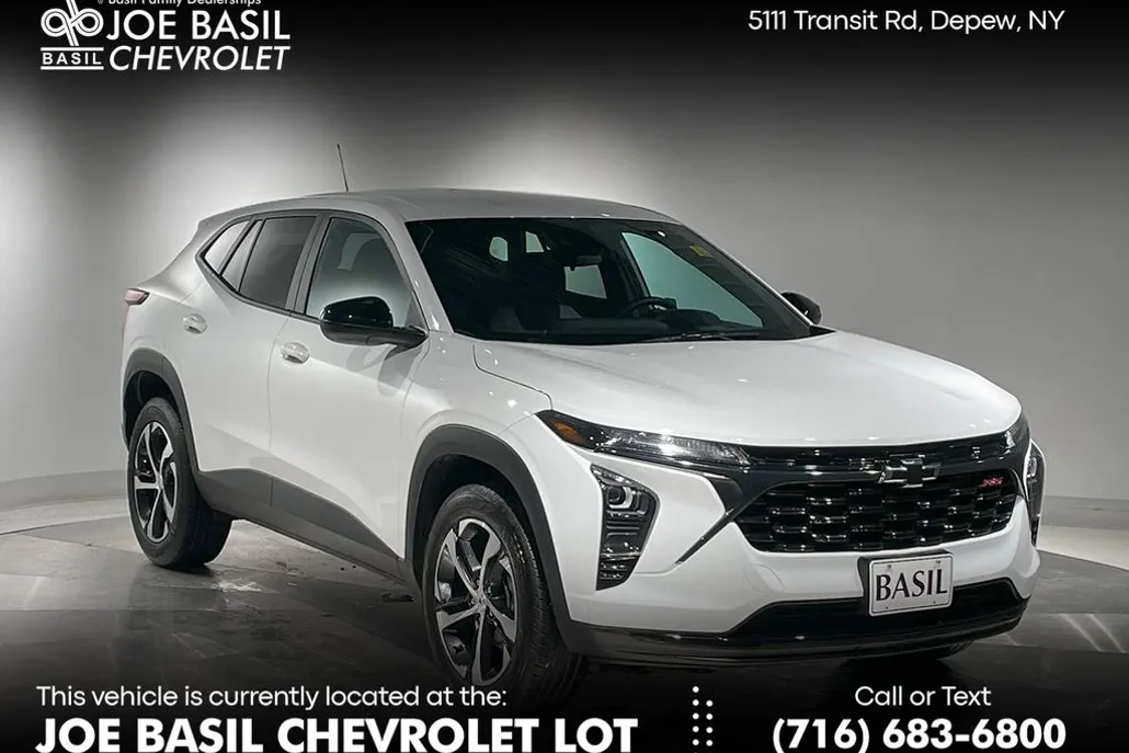 2024 Chevrolet Trax photo 1