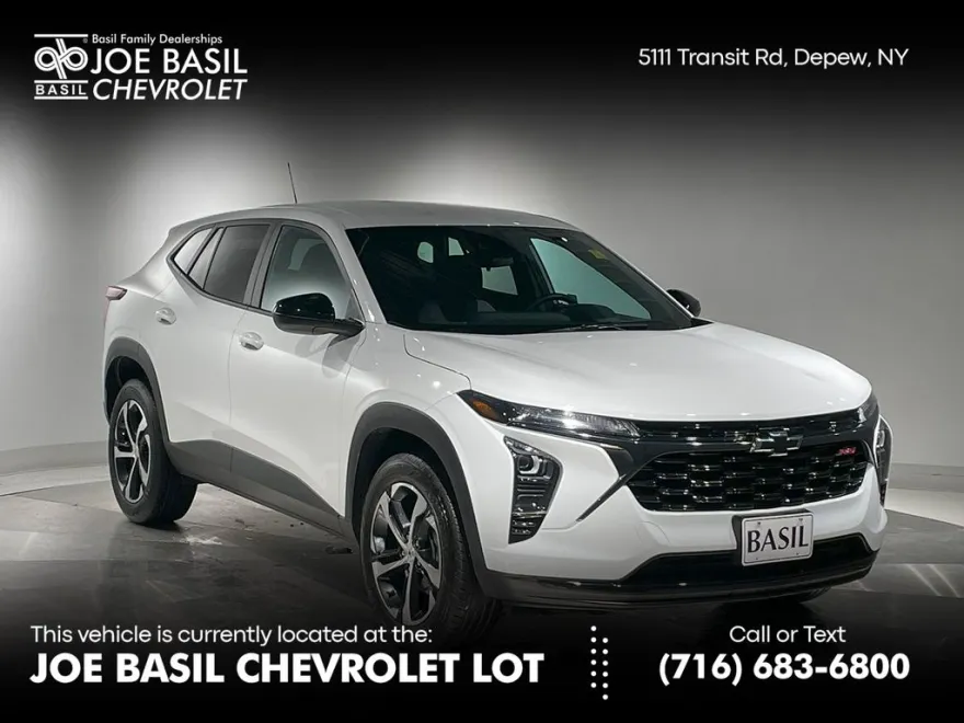 2024 Chevrolet Trax photo 1