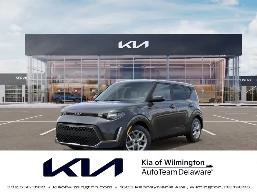 2025 Kia Soul LX photo 1