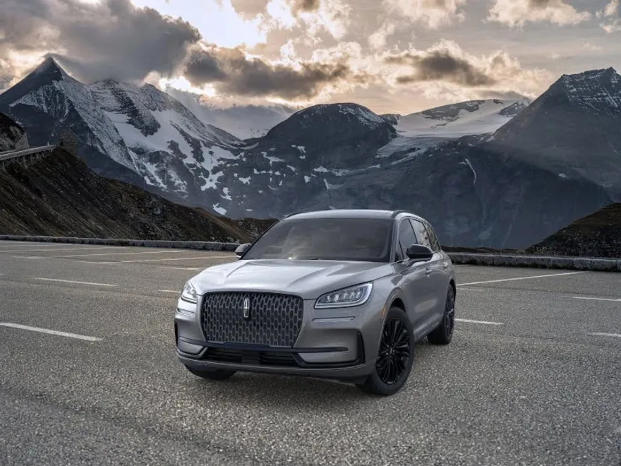 2025 Lincoln Corsair Premiere photo 1