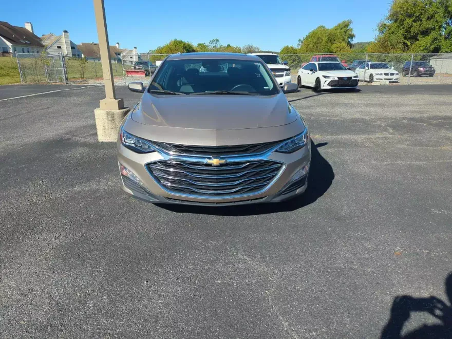 2024 Chevrolet Malibu Premier 2LT photo 1