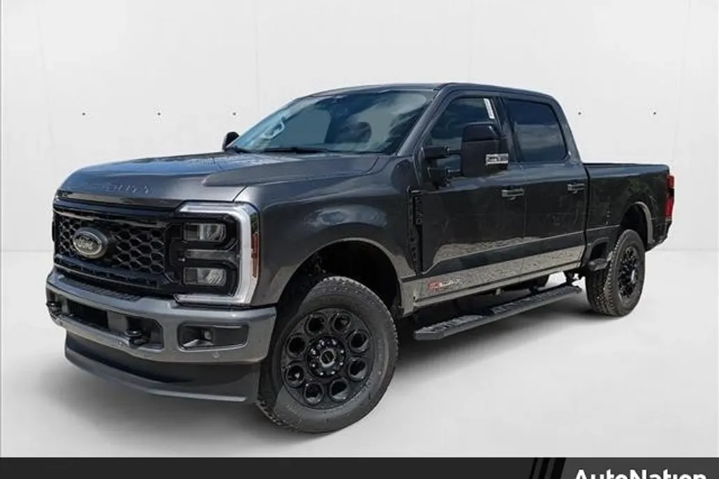 2025 Ford F-250 Lariat photo 1