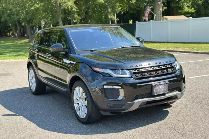 2016 Land Rover Range Rover Evoque HSE photo 1