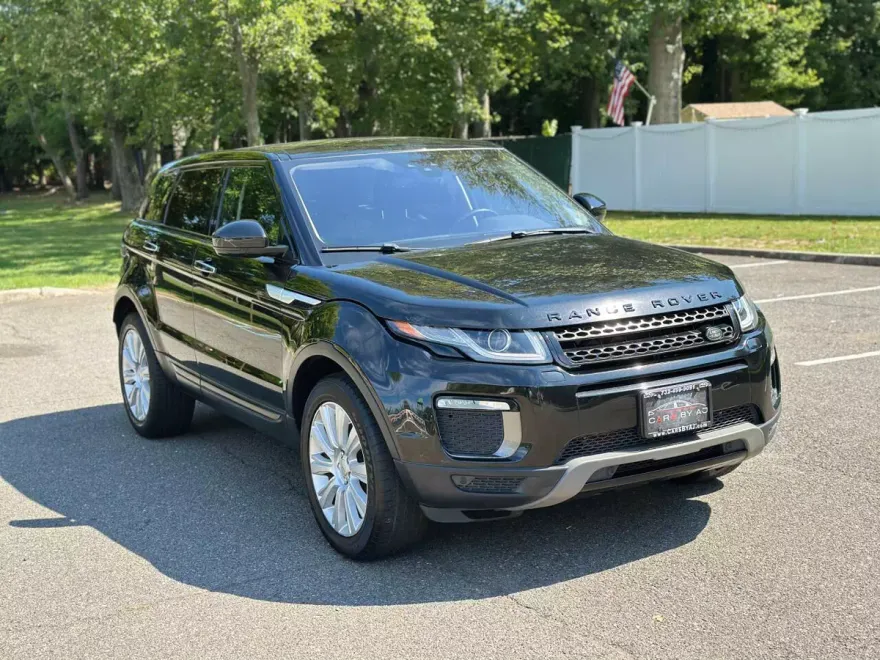 2016 Land Rover Range Rover Evoque HSE photo 1