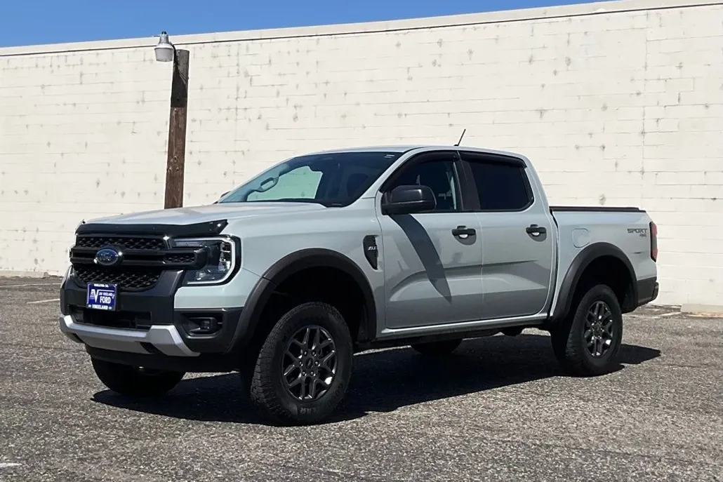 2024 Ford Ranger XLT photo 1