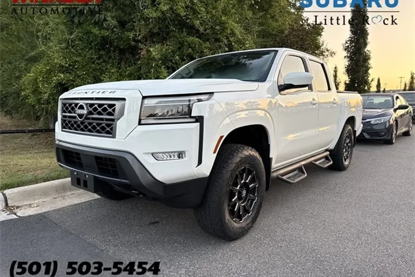 2023 Nissan Frontier SV photo 1