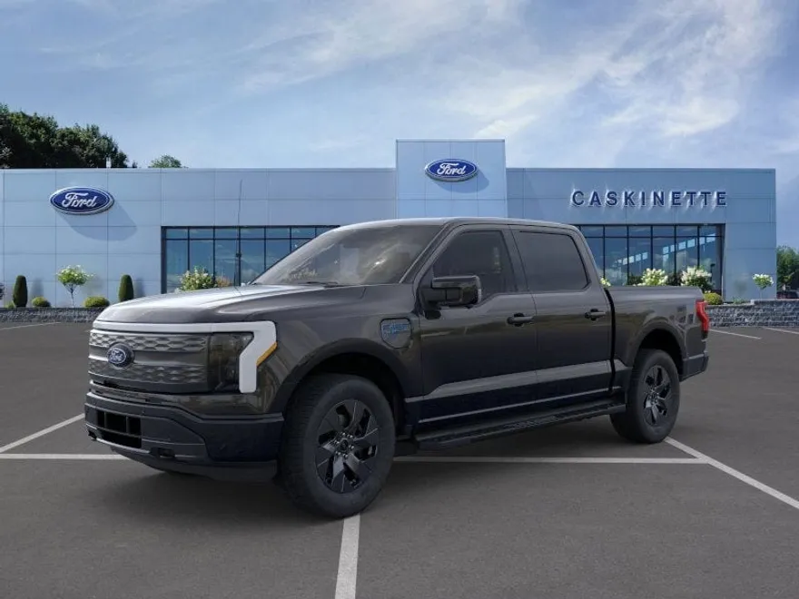 2025 Ford F-150 Lightning Lariat photo 1
