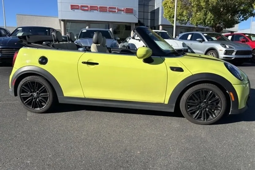 2024 Mini Cooper S Convertible photo 1