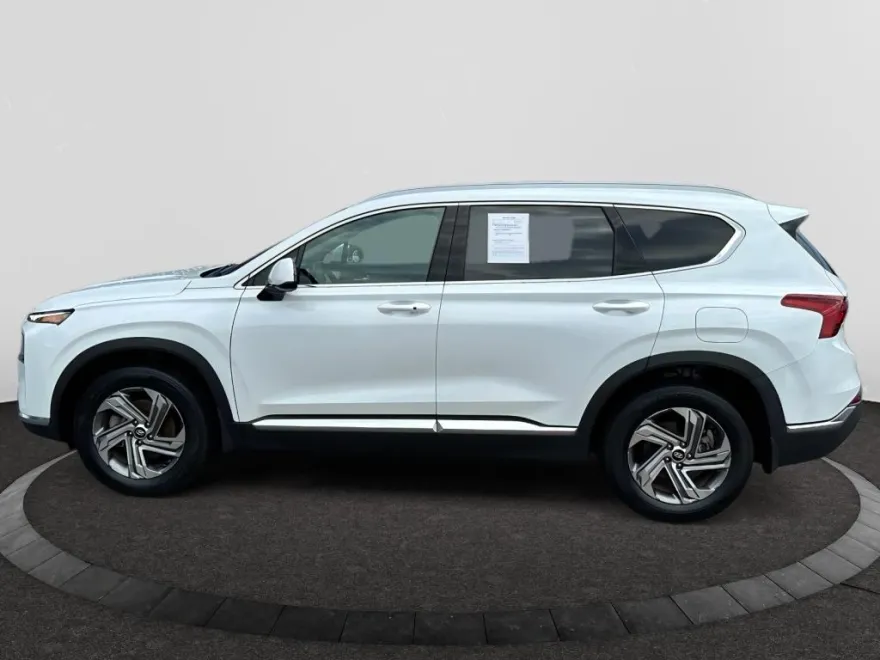 2022 Hyundai Santa Fe SEL photo 1
