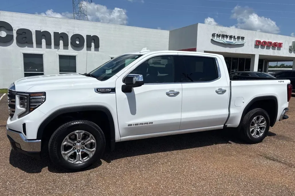 2025 Gmc Sierra 1500 SLT photo 1
