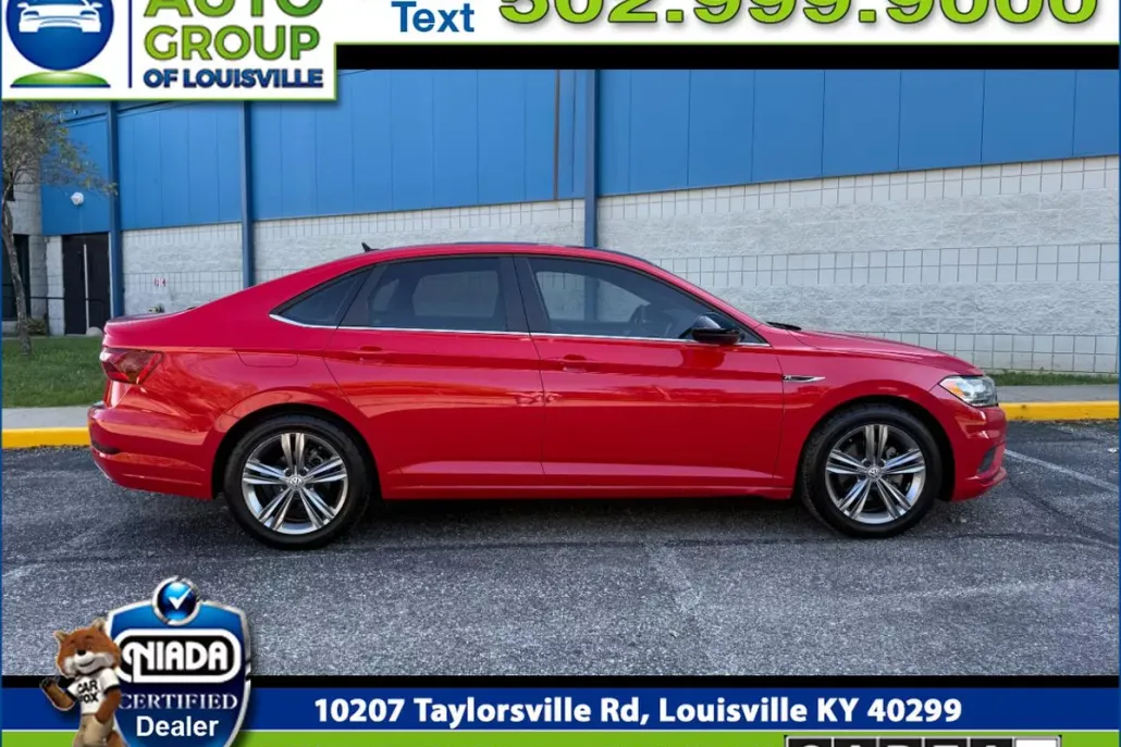 2020 Volkswagen Jetta R-Line photo 1