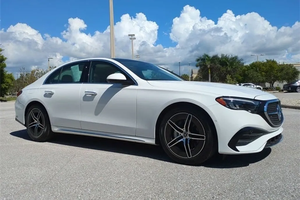 2025 Mercedes Benz E 350 photo 1