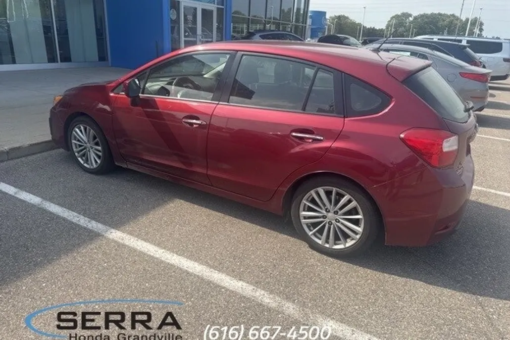 2014 Subaru Impreza 2.0i Limited photo 1