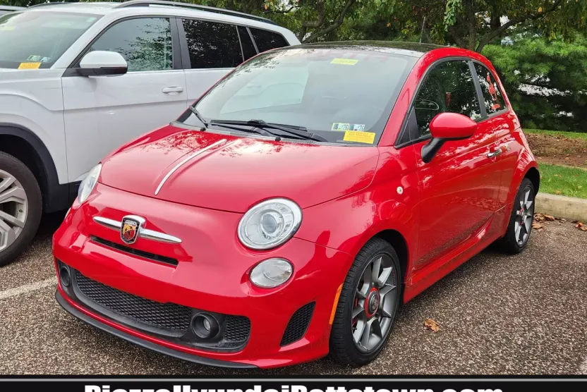 2013 Fiat 500 Abarth photo 1