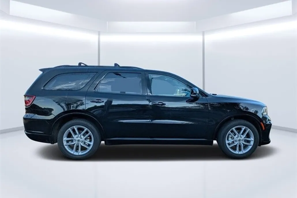 2023 Dodge Durango GT Plus photo 1